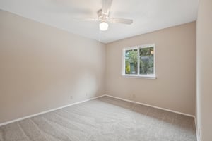 Timber Glade St-S2210-023.jpg