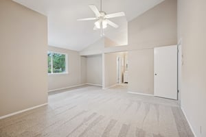 Timber Glade St-S2210-026.jpg