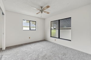  Photo 37