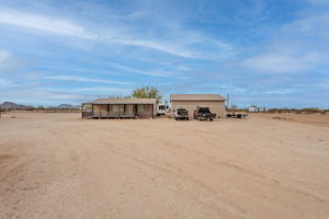  Photo 0