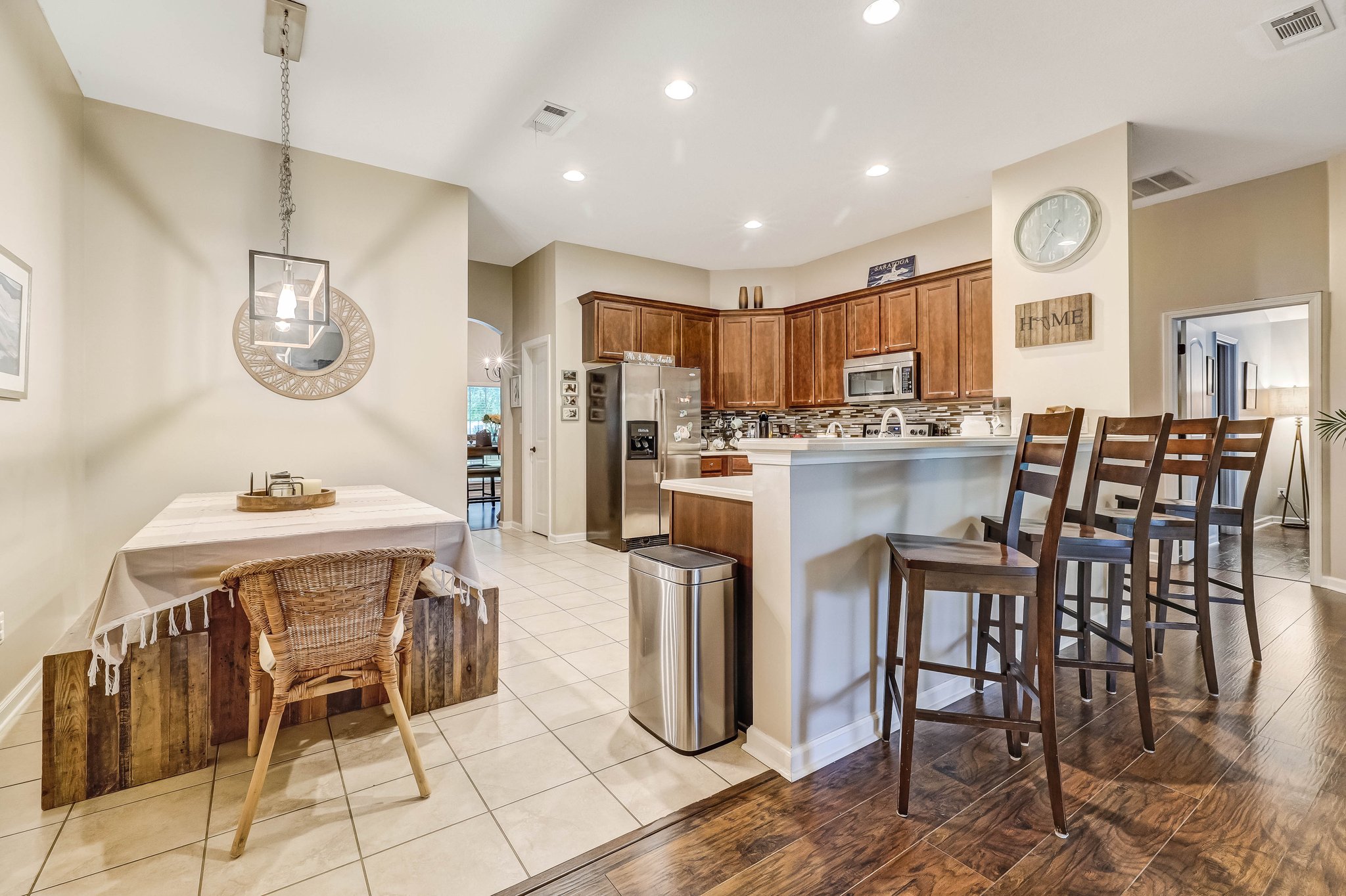 Kitchen/Breakfast Area