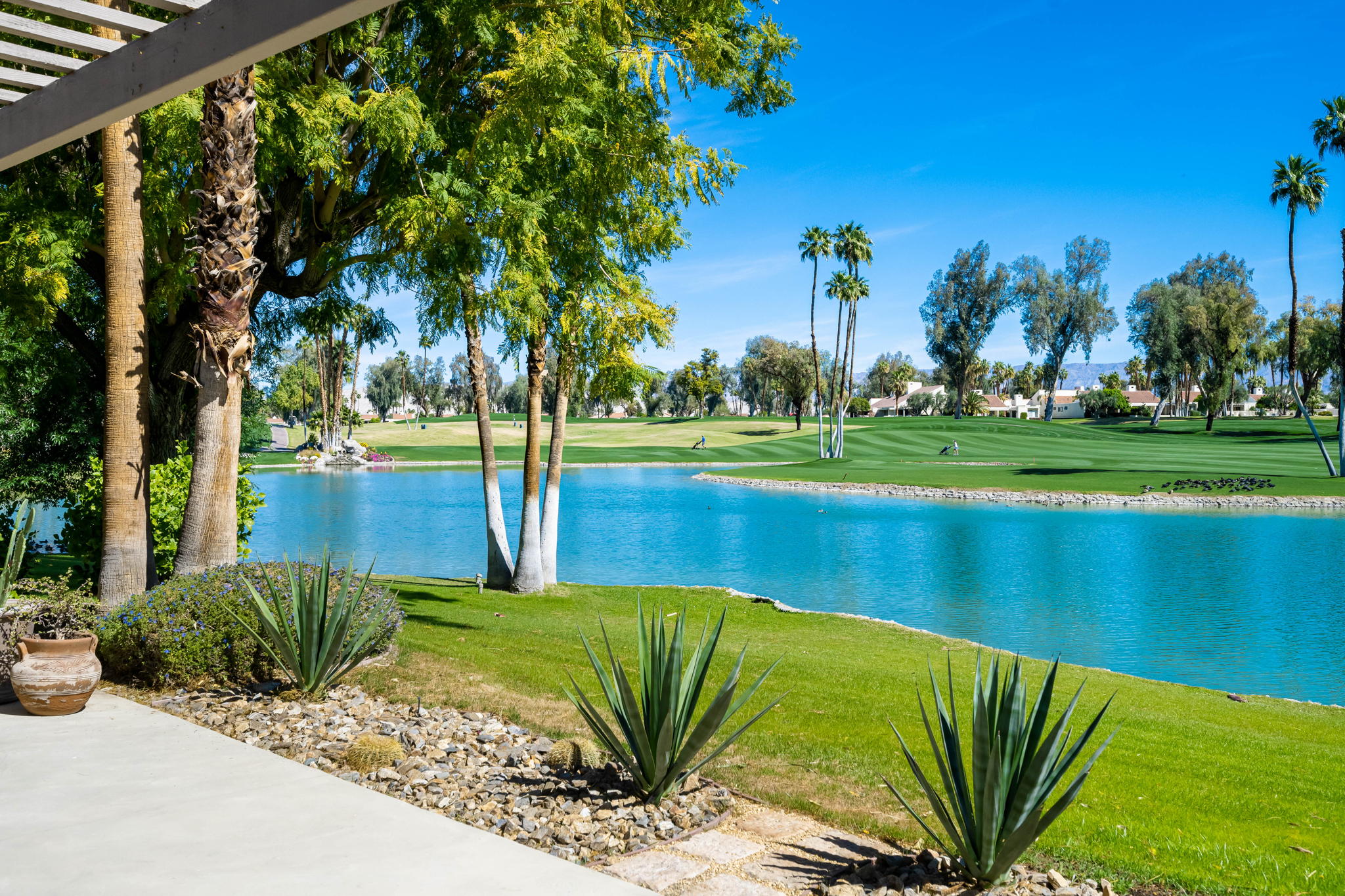 533 Desert W Dr, Rancho Mirage, CA 92270, USA Photo 27