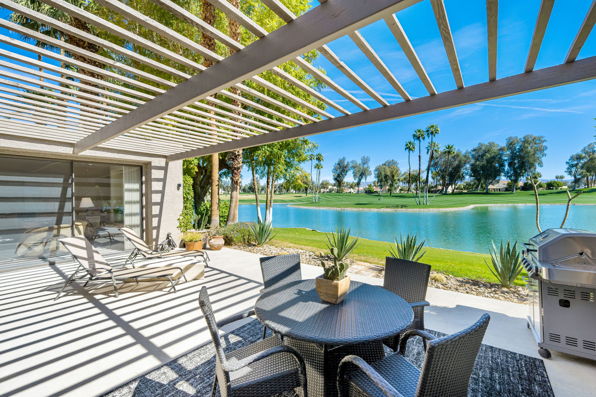 533 Desert W Dr, Rancho Mirage, CA 92270, USA Photo 26