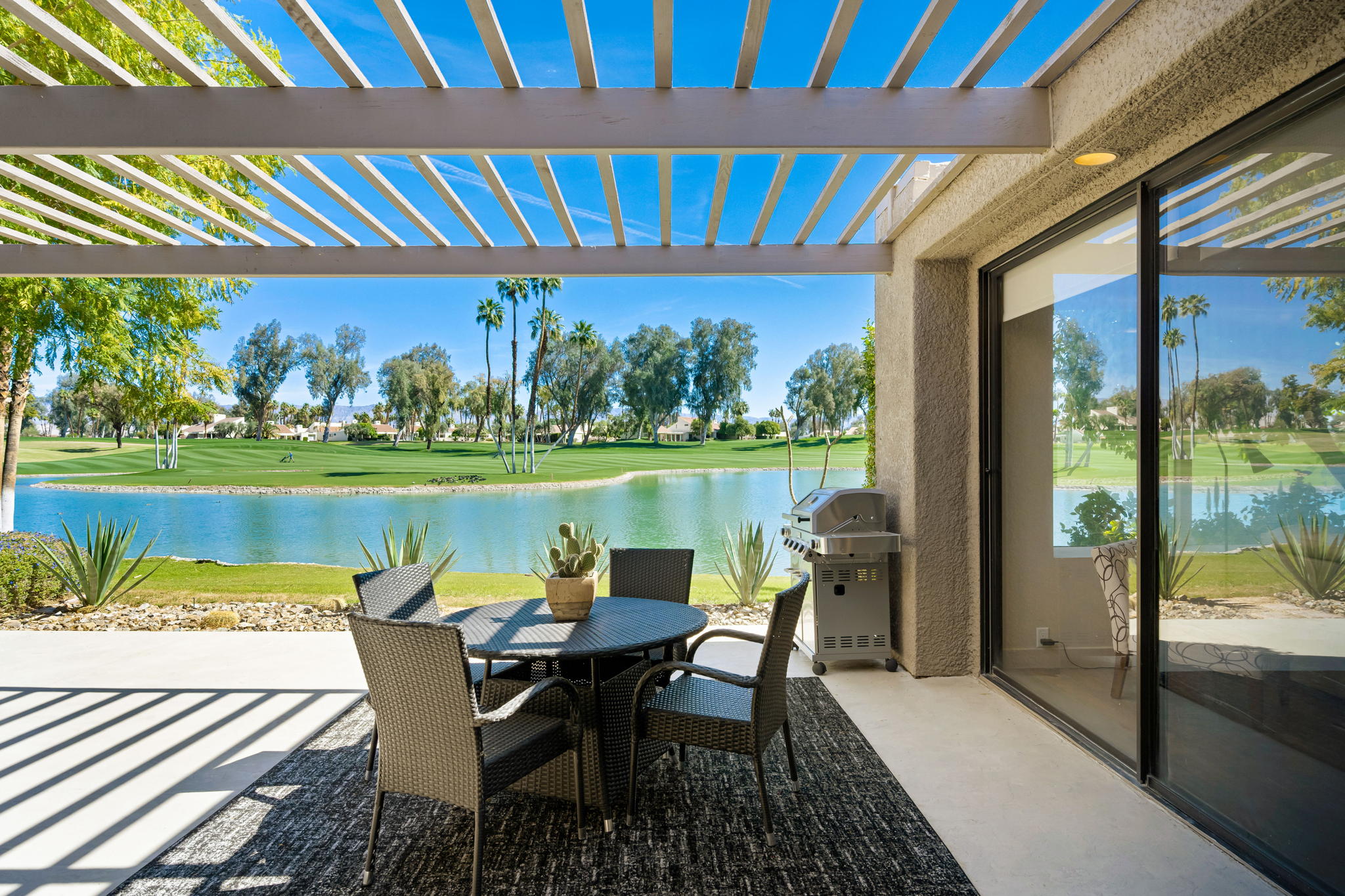 533 Desert W Dr, Rancho Mirage, CA 92270, USA Photo 25