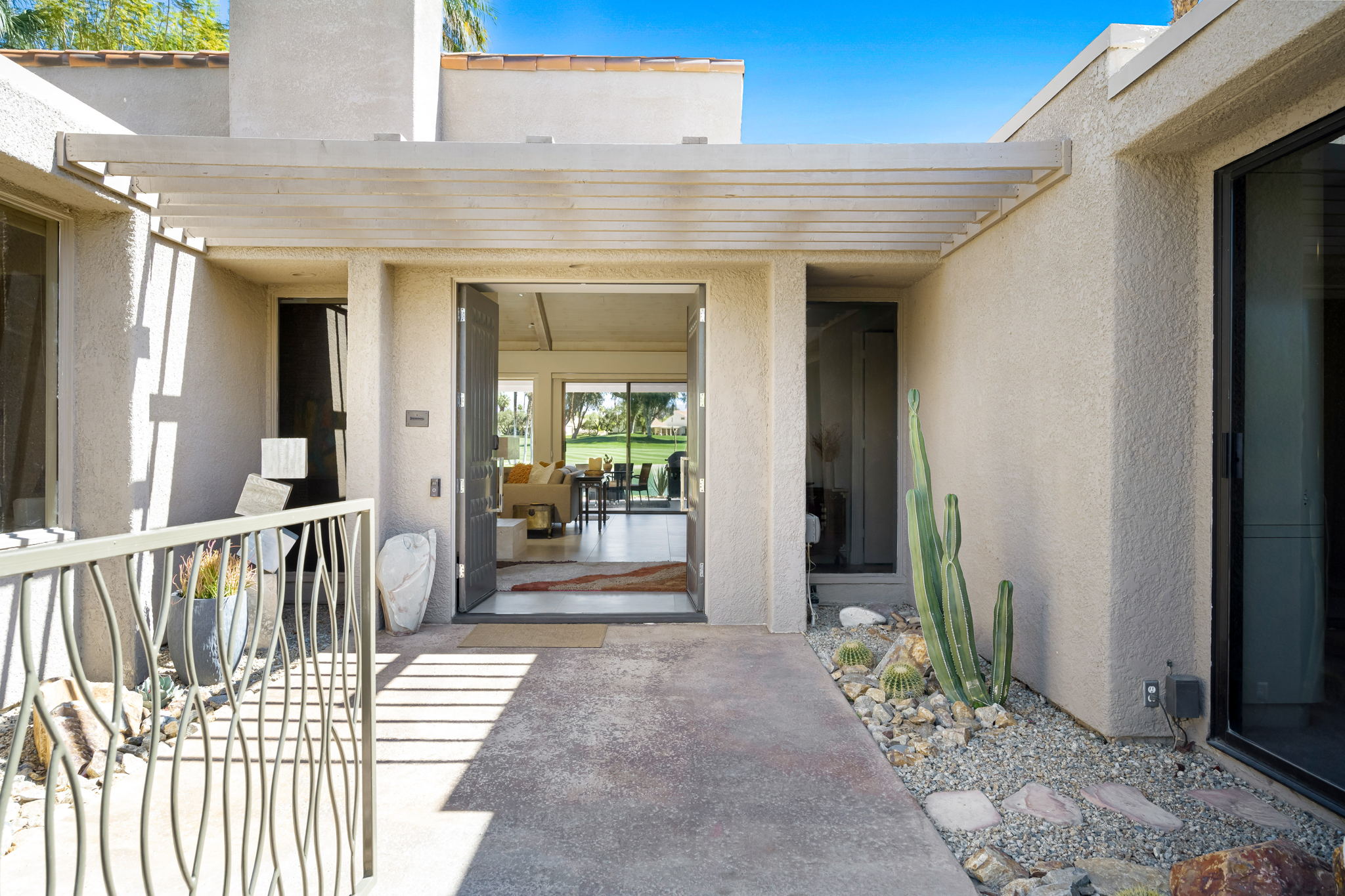 533 Desert W Dr, Rancho Mirage, CA 92270, USA Photo 12