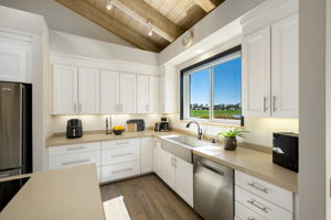 533 Desert W Dr, Rancho Mirage, CA 92270, USA Photo 32