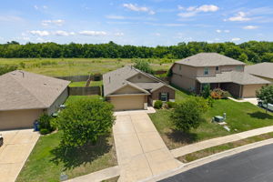  Photo 33