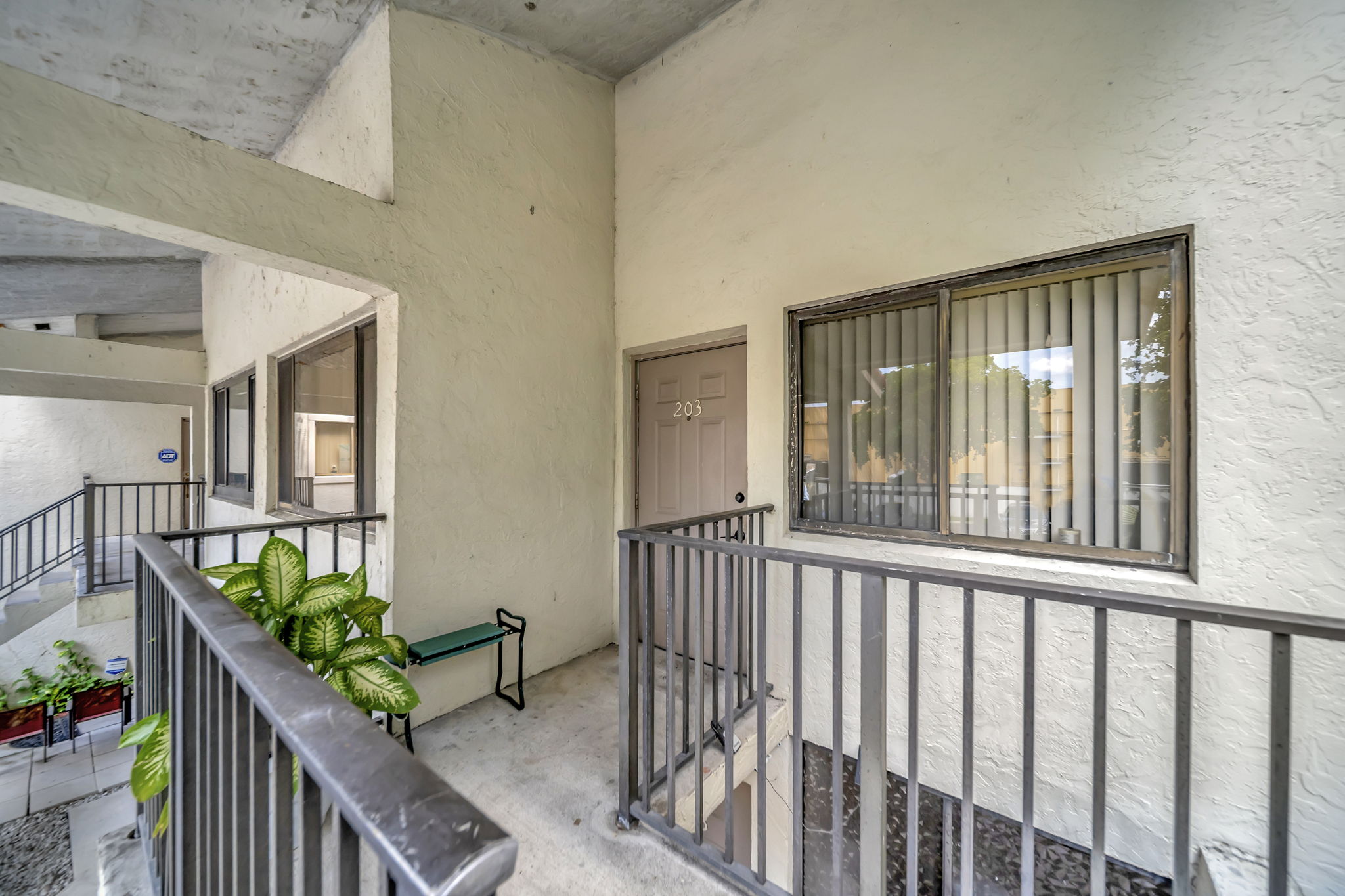 4404 NW 185th St, Miami Gardens, FL 33055, US Photo 3