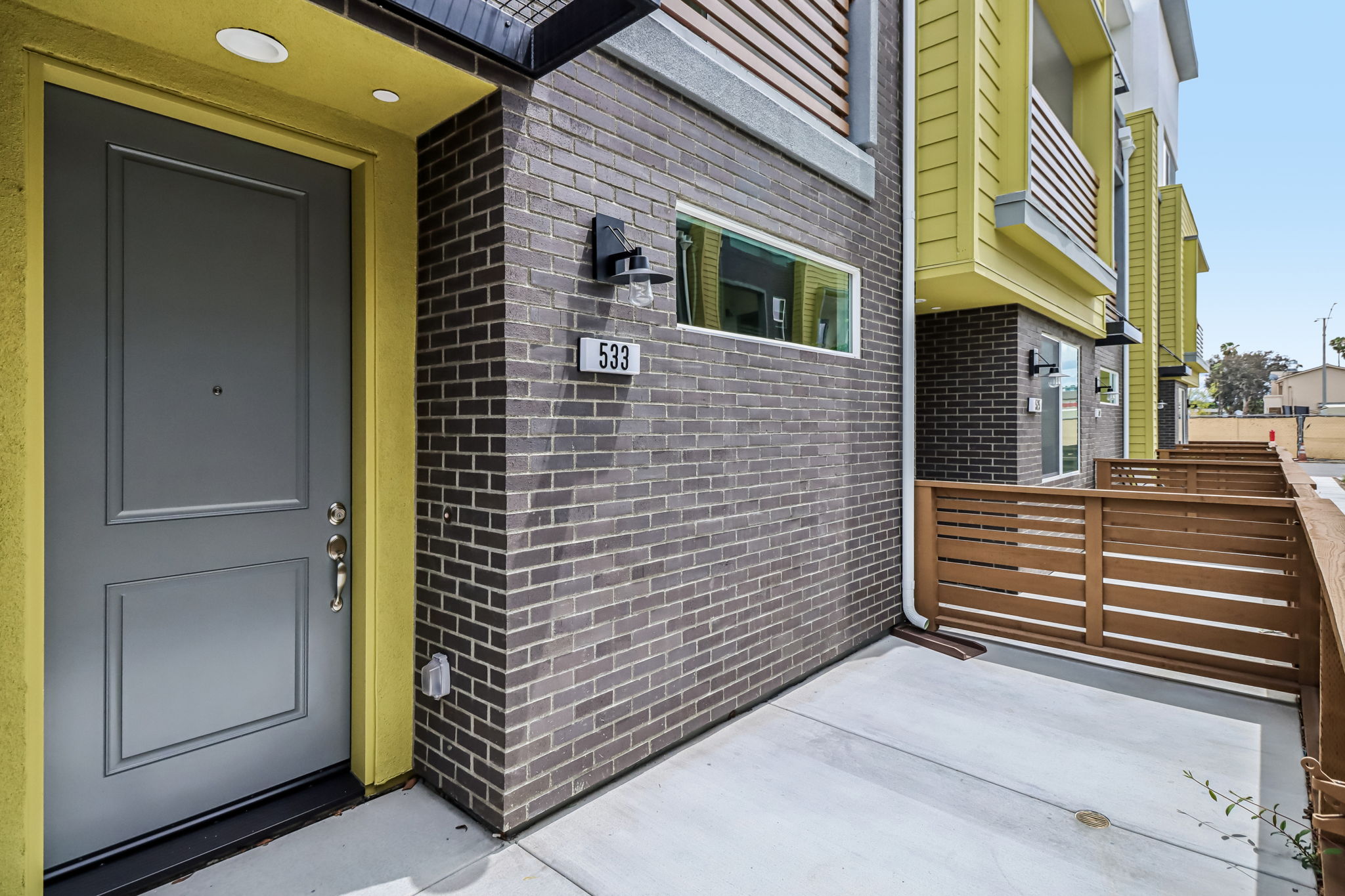 533 Sandstone Ct-004