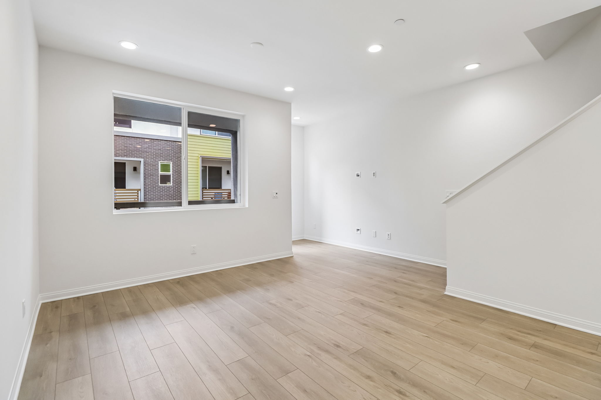 533 Sandstone Ct-008