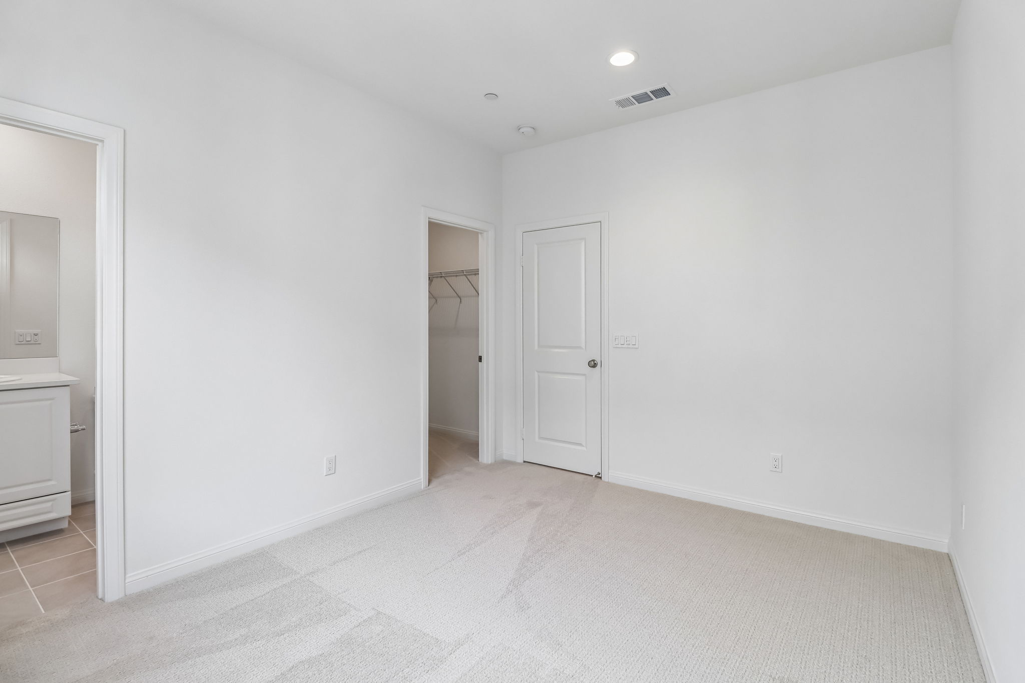 533 Sandstone Ct-022