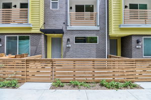 533 Sandstone Ct-003