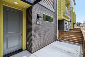533 Sandstone Ct-004