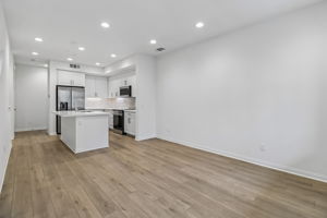 533 Sandstone Ct-006