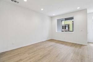 533 Sandstone Ct-009