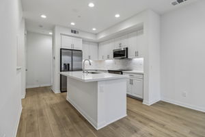 533 Sandstone Ct-010