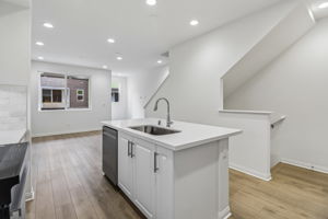 533 Sandstone Ct-012