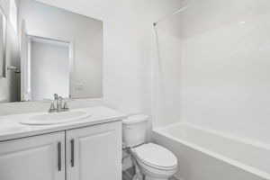 533 Sandstone Ct-023