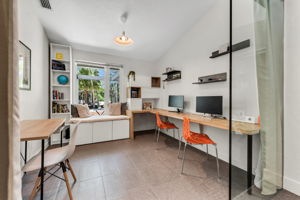 Den - Office