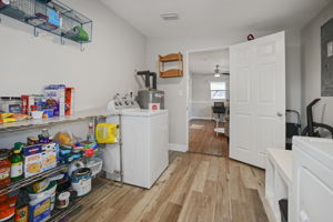 Laundry Room - 495A9733 (1)