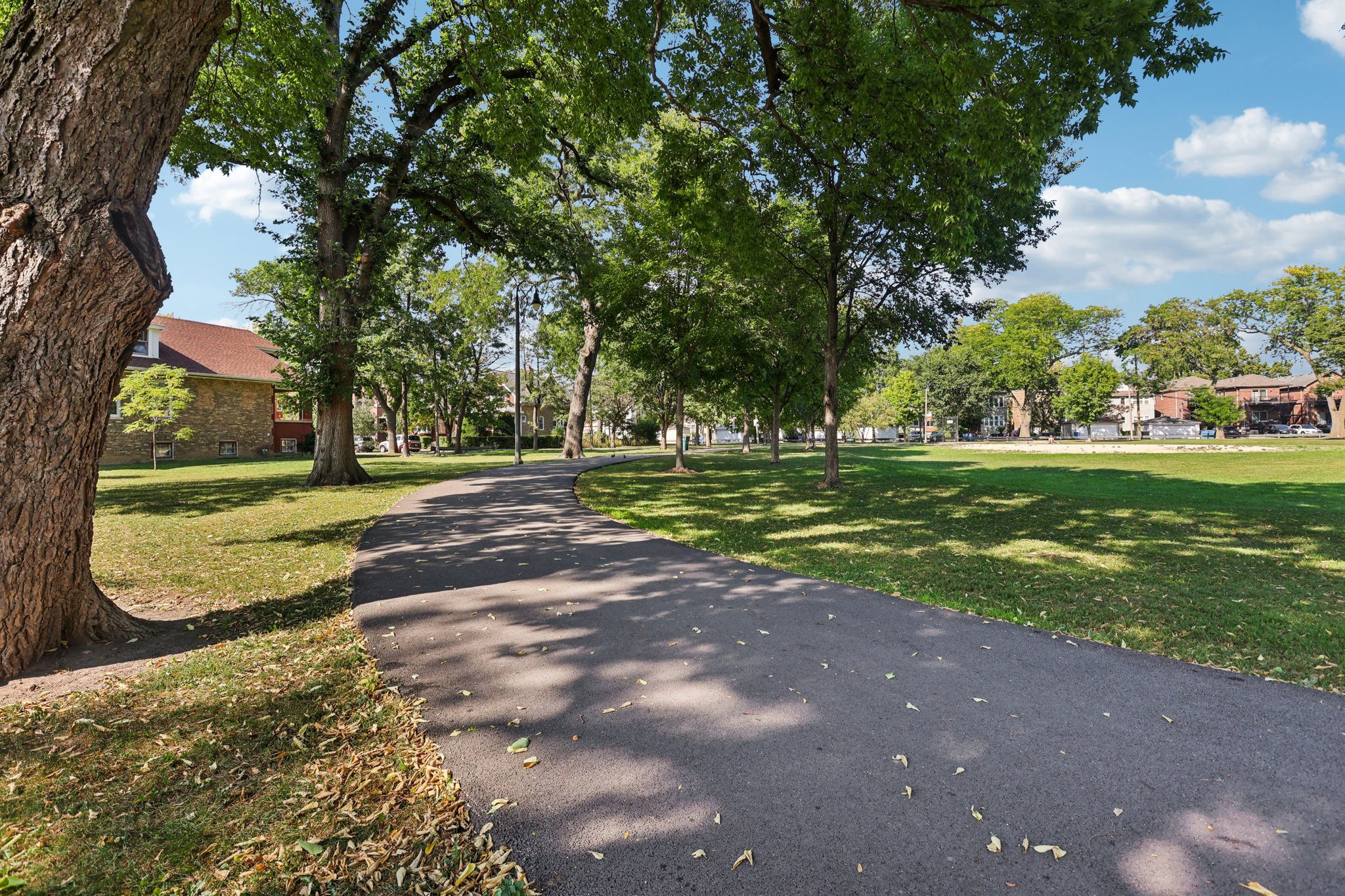 W Windsor Ave 3I-S3009-032.jpg
