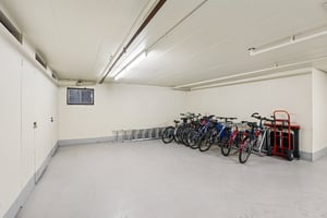 W Windsor Ave 3I-S3009-024.jpg