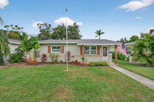 Front Exteriors (4)