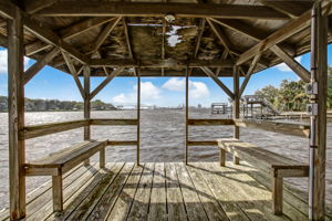 Dock