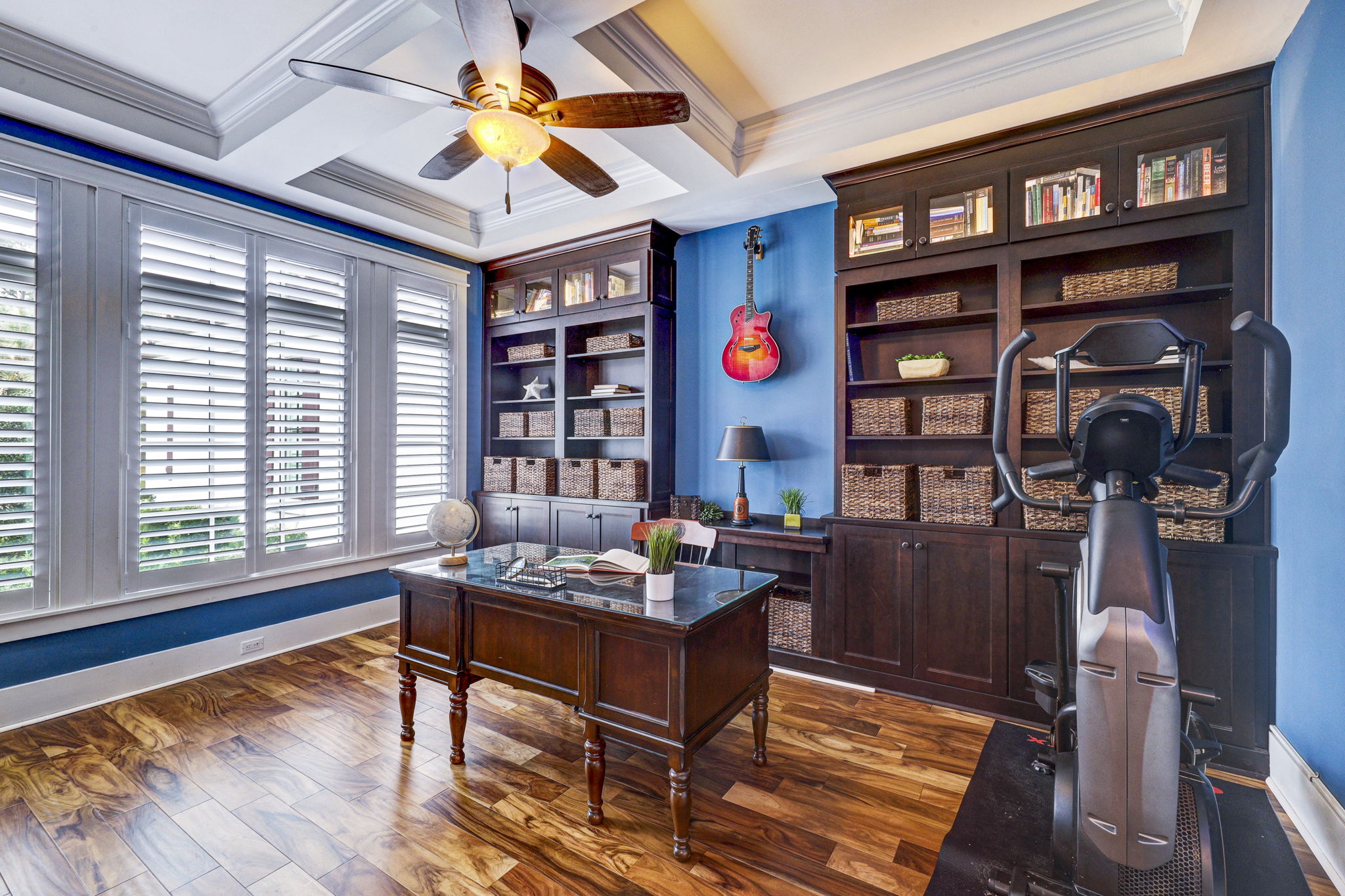 Home Office with Built ins