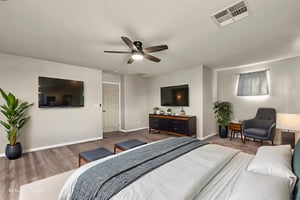 5336 Mountain Garland Ln, Las Vegas_4937_38_39_40_41 virtually staged.jpeg