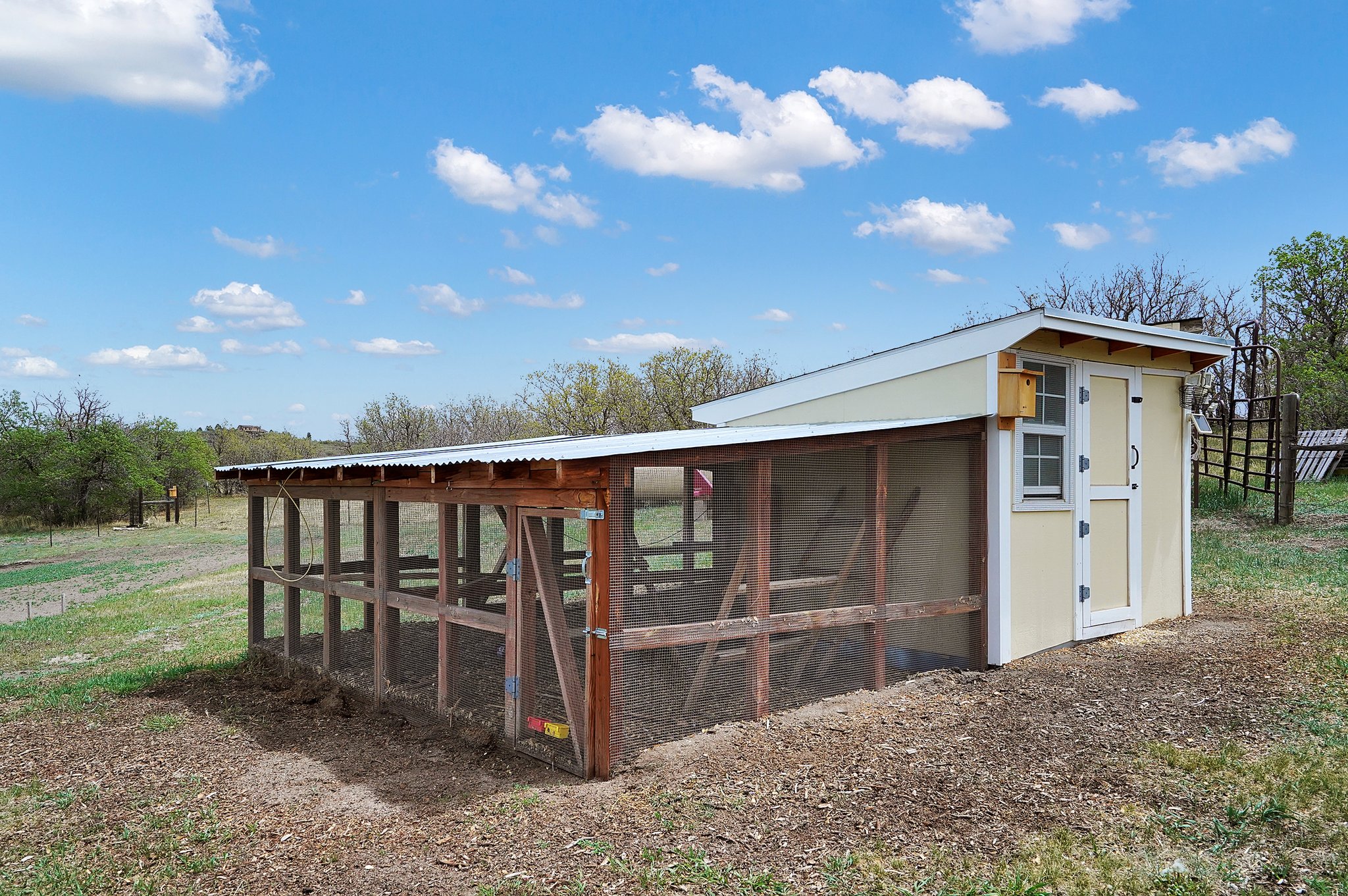 Ventilated Chicken coop