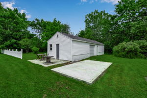 Photo 33