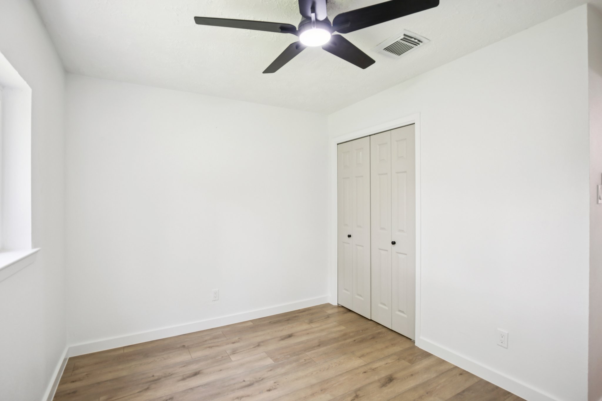 Magnolia Bend St-S1107-017.jpg