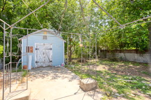  Photo 23