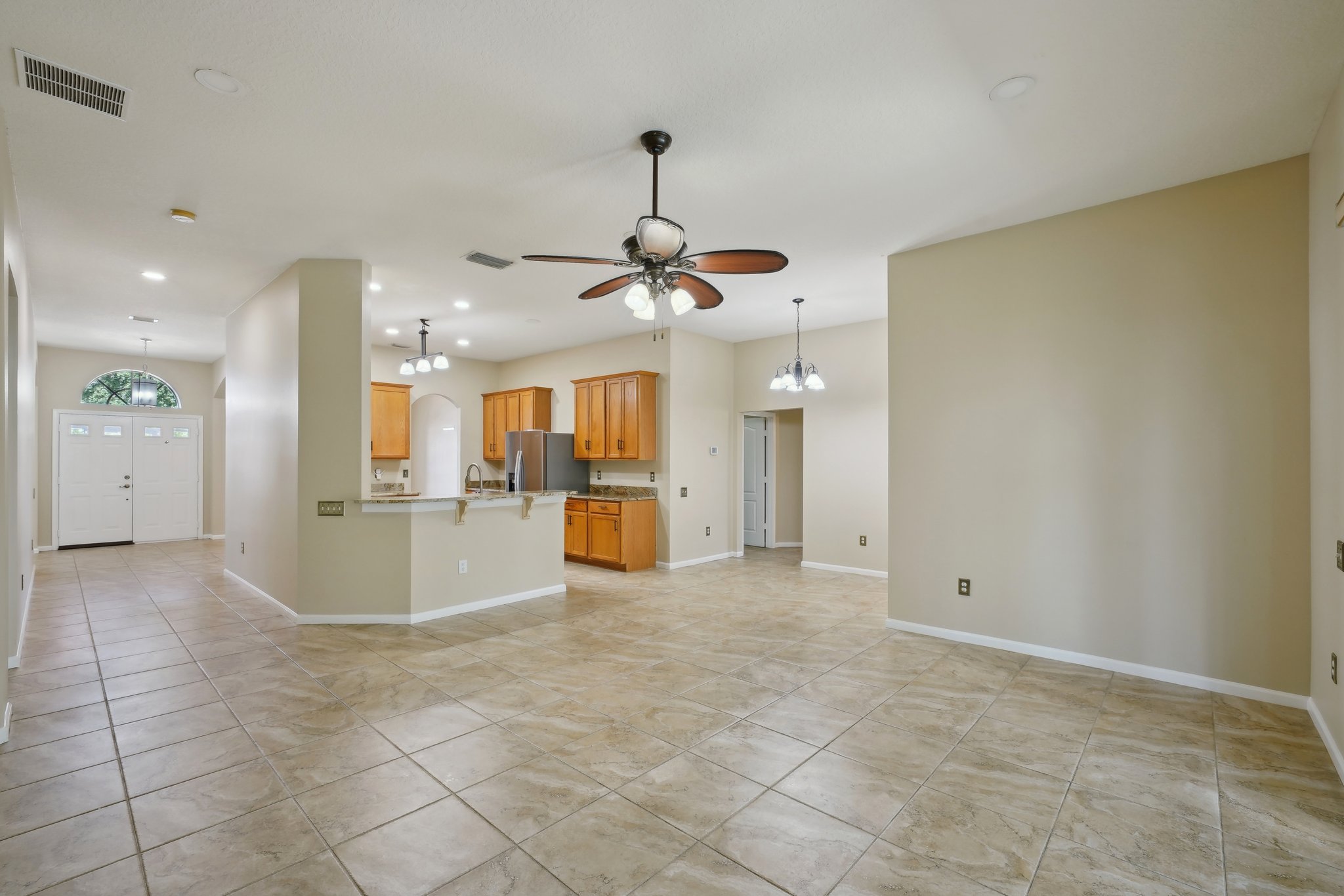 Riva Ridge Dr-1605-006.jpg