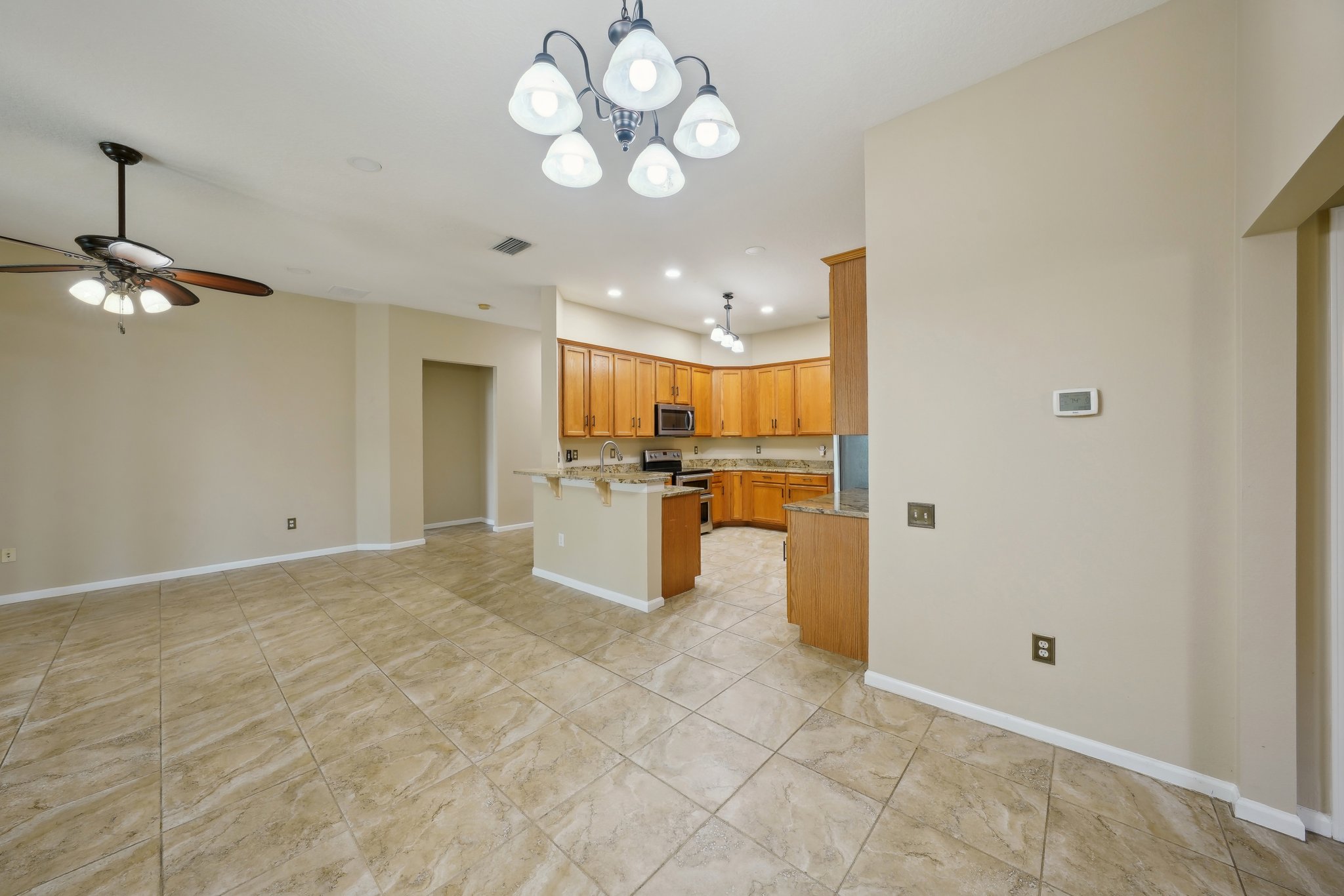 Riva Ridge Dr-1605-020.jpg