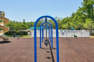 Riva Ridge Dr-1605-921.jpg