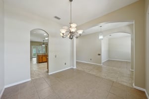 Riva Ridge Dr-1605-012.jpg