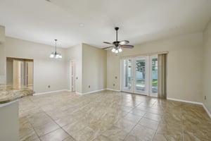 Riva Ridge Dr-1605-017.jpg