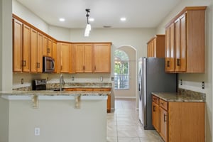 Riva Ridge Dr-1605-023.jpg