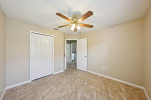 Riva Ridge Dr-1605-047.jpg