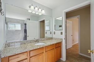 Riva Ridge Dr-1605-056.jpg
