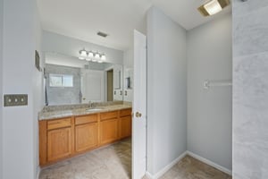 Riva Ridge Dr-1605-057.jpg