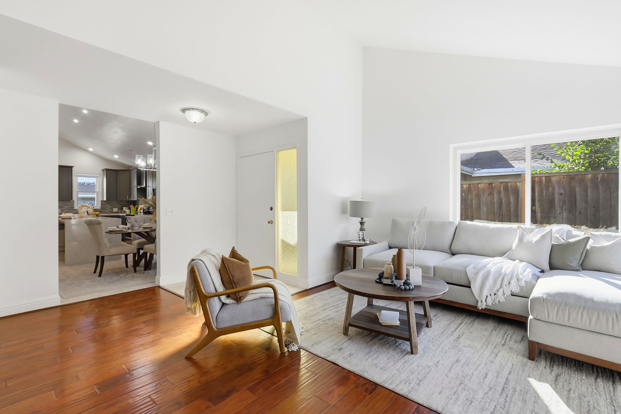 007_F8_5341 Larch Grove Pl