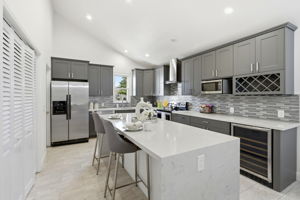 009_F8_5341 Larch Grove Pl