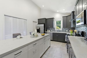 013_F8_5341 Larch Grove Pl