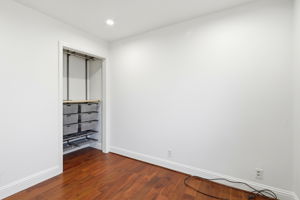 024_F8_5341 Larch Grove Pl