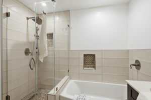 034_F8_5341 Larch Grove Pl