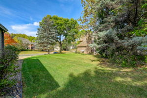 30 Side yard