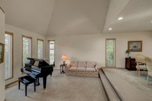 6 Living room